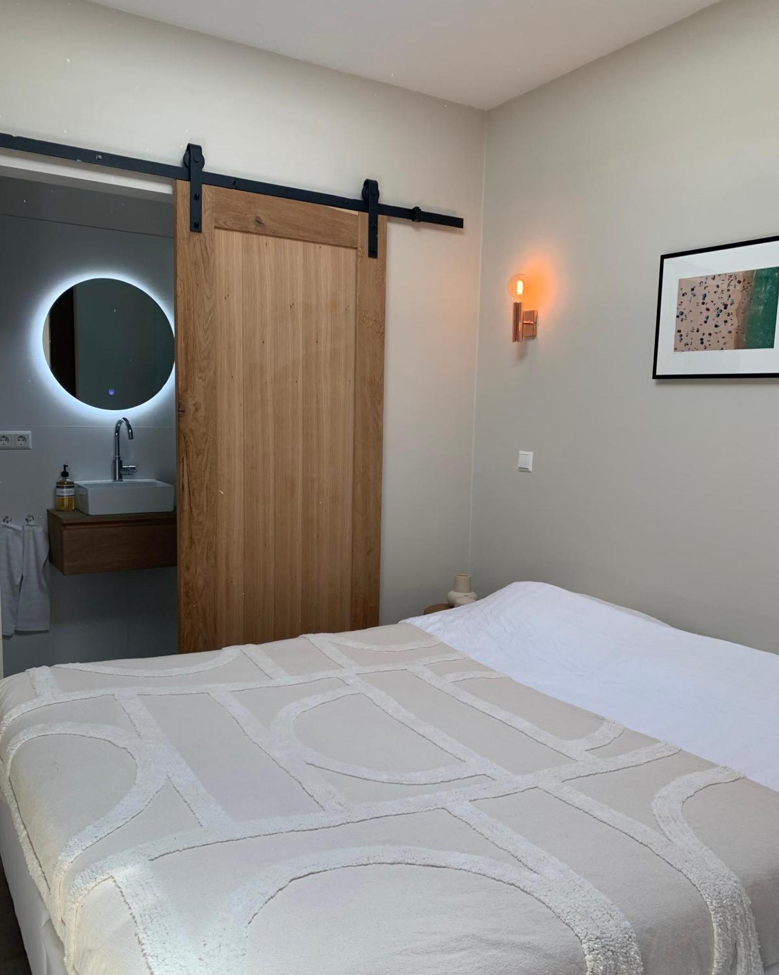 Beach Studio 35 With Private Parking Zandvoort Rom bilde